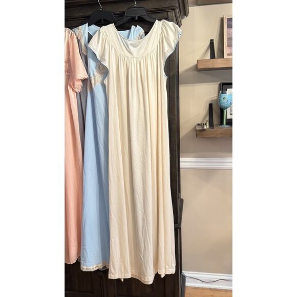 Vtg Ivory Shadowline Nightgown & Robe Set Embroidered & Blue Piping EUC Sz LG - Picture 12 of 16